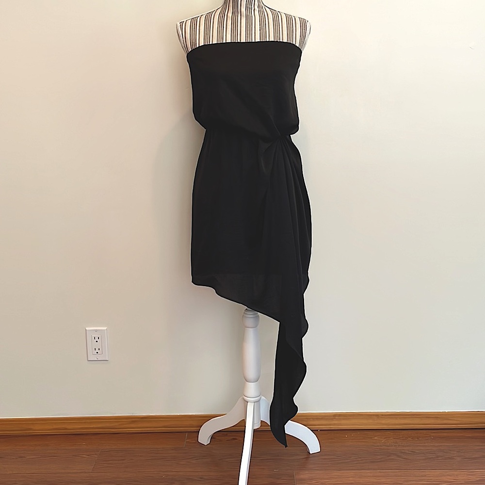 Express Strapless LBD